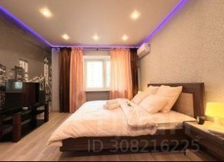 Сдаю 2-ком. квартиру, 70 м2, Калуга, Солнечный бульвар, 2, Октябрьский округ