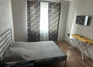 Сдам в аренду 1-комнатную квартиру, 38 м2, Тверь, улица Паши Савельевой, 54, Заволжский район