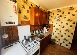 Продаю 4-ком. квартиру, 61.8 м2, Пермь, улица Костычева, 19, Дзержинский район