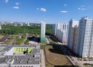 Продаю трехкомнатную квартиру, 73 м2, Пермский край, улица Карла Модераха, 8