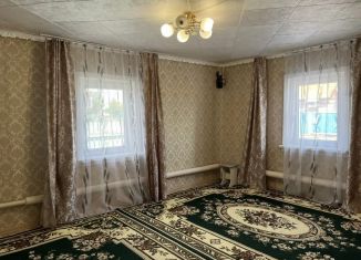 Продам 2-ком. квартиру, 59.3 м2, Астраханская область, Молодёжная улица, 9