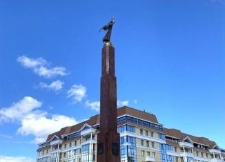 Продаю четырехкомнатную квартиру, 125.2 м2, Ставрополь, улица Маршала Жукова, 2