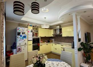 Продается 4-ком. квартира, 130 м2, Московская область, 2-й Фабричный проезд, 16