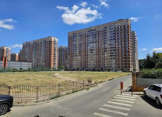 Продаю 3-ком. квартиру, 74.1 м2, Краснодар, улица Героев-Разведчиков, 6к2, микрорайон Панорама