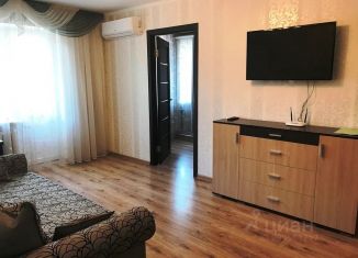 Сдаю 3-комнатную квартиру, 62 м2, Крым, проспект Кирова, 14