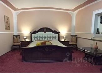Сдам в аренду дом, 120 м2, Крым, улица Мартынова, 33
