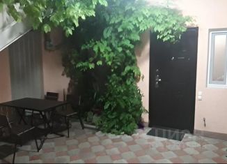 Аренда дома, 30 м2, Евпатория, Интернациональная улица, 43