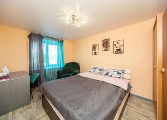 Сдам 1-ком. квартиру, 62 м2, Пермь, улица Ленина, 72А