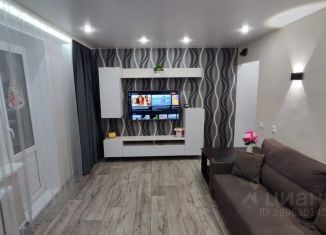 Сдам 1-ком. квартиру, 40 м2, Североморск, улица Душенова, 20