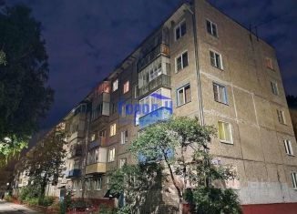3-комнатная квартира на продажу, 42 м2, Чебоксары, улица Пирогова, 28