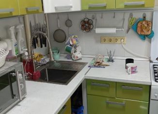 Продаю 2-ком. квартиру, 41 м2, Самара, улица Гагарина, 100, метро Советская