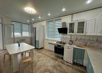 Продам 2-ком. квартиру, 72 м2, Анапа, улица Поликарпова, 2к7