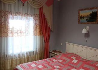 Сдам в аренду трехкомнатную квартиру, 80 м2, Владимирская область, улица Ленина, 46А