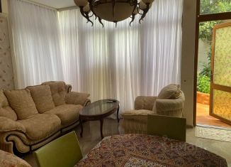 Сдаю дом, 80 м2, Ялта, Боткинская улица, 3Г