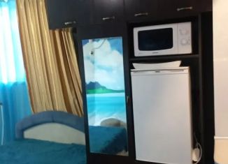 Сдается однокомнатная квартира, 18 м2, Алушта, улица Ленина, 31