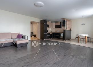 Продается двухкомнатная квартира, 82 м2, Казань, улица Мидхата Булатова, 5, ЖК Солнечный Город