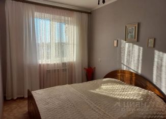 Сдам в аренду двухкомнатную квартиру, 43 м2, Камышин, 7-й микрорайон, 17/17А