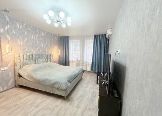 Продам 3-комнатную квартиру, 72.6 м2, Кстово, улица Чванова, 7А