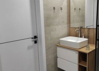Сдаю 2-комнатную квартиру, 44 м2, Ижевск, Молодёжная улица, 105