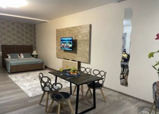 Сдается в аренду 2-ком. квартира, 72 м2, Крым, улица Шевченко, 37