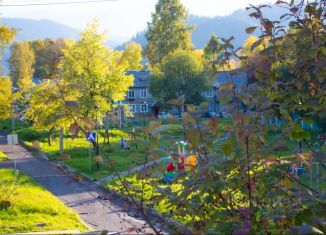 Продажа 2-комнатной квартиры, 40.2 м2, Байкальск, 2-й квартал, 39