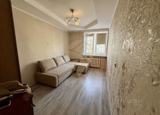 Продам 2-комнатную квартиру, 45.2 м2, Старый Оскол, микрорайон Макаренко, 2