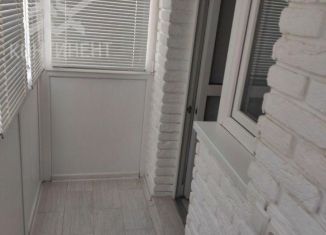 Продается 3-комнатная квартира, 70 м2, Евпатория, улица 9 Мая, 39А