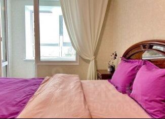 Сдаю в аренду 1-ком. квартиру, 45 м2, Самара, улица Гая, 20, Октябрьский район