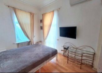 Сдам 2-комнатную квартиру, 33 м2, Крым, улица Чехова, 14