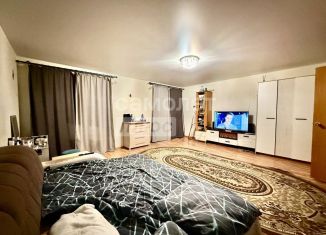 Продам двухкомнатную квартиру, 70.8 м2, Серов, улица Маяковского, 4