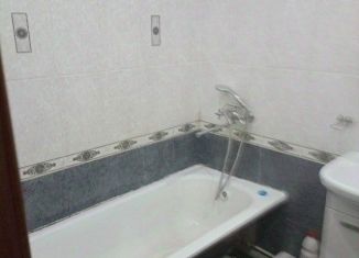 Продажа 1-ком. квартиры, 37 м2, Брянская область, улица Урицкого, 65