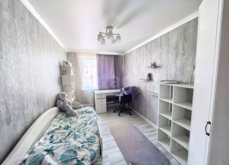 Продам 3-комнатную квартиру, 61 м2, Курск, улица Димитрова, 103