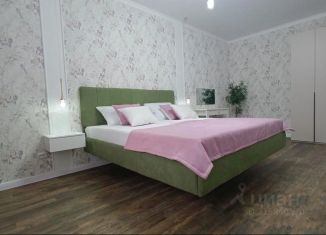 Сдам 1-ком. квартиру, 80 м2, Орск, проспект Ленина, 59Б