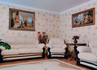 Продается 3-ком. квартира, 105 м2, Белгородская область, микрорайон Степной, 9