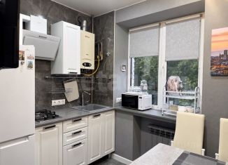Продажа трехкомнатной квартиры, 57.2 м2, Чувашия, улица Тимофея Кривова, 7