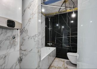 Продается 2-ком. квартира, 58 м2, Мурманск, проспект Ленина, 62/11, Октябрьский округ
