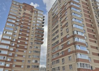 Продается 1-комнатная квартира, 53.1 м2, Челябинск, улица Чичерина, 42Б