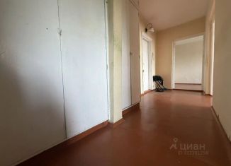 Продаю 2-комнатную квартиру, 51.8 м2, Иркутская область, 7-й микрорайон, 15