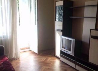 Аренда однокомнатной квартиры, 65 м2, Симферополь, проспект Кирова, 16/14, Центральный район
