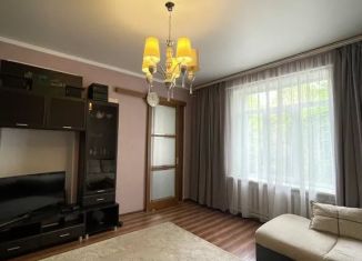 Сдаю в аренду 1-комнатную квартиру, 48 м2, Пятигорск, проспект Кирова, 90