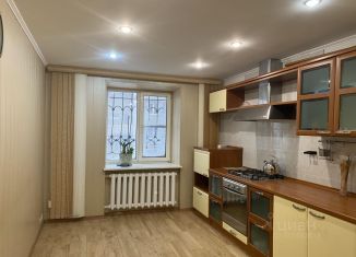 Продается трехкомнатная квартира, 95.3 м2, Саратов, 6-й проезд, 25