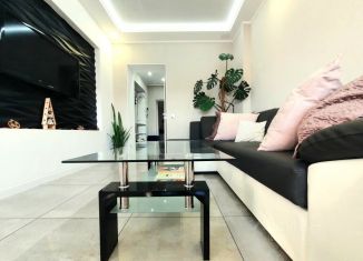 Сдача в аренду 1-ком. квартиры, 50 м2, Калининград, улица Маршала Жукова, 13, Ленинградский район