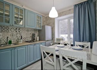 Сдаю 2-ком. квартиру, 43 м2, Калининград, Ленинский проспект, 65А