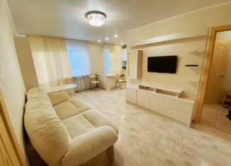 Аренда 2-комнатной квартиры, 42 м2, Коми, проспект Космонавтов, 18