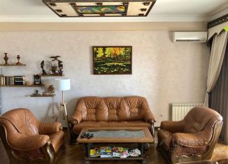 Двухкомнатная квартира в аренду, 74 м2, Дагестан, Приморская улица, 91