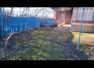 Продается дом, 110 м2, Адыгея, улица Д.Е. Нехая, 32