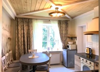 Сдача в аренду 3-ком. квартиры, 60 м2, Карелия, улица Советских Космонавтов, 18