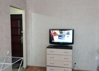 Сдам в аренду 1-ком. квартиру, 32 м2, Московская область, Клинская улица, 50к3
