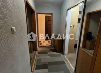 Трехкомнатная квартира на продажу, 65.5 м2, Улан-Удэ, проспект Строителей, 14