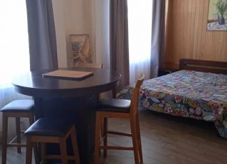 Сдача в аренду 2-ком. квартиры, 80 м2, Карелия, улица Кирова, 6